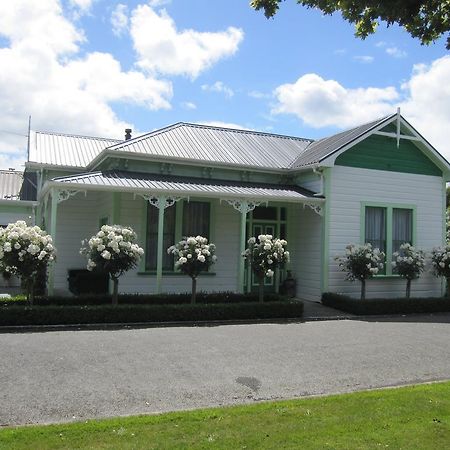 HalcombeThyme Out Estate住宿加早餐旅馆 外观 照片