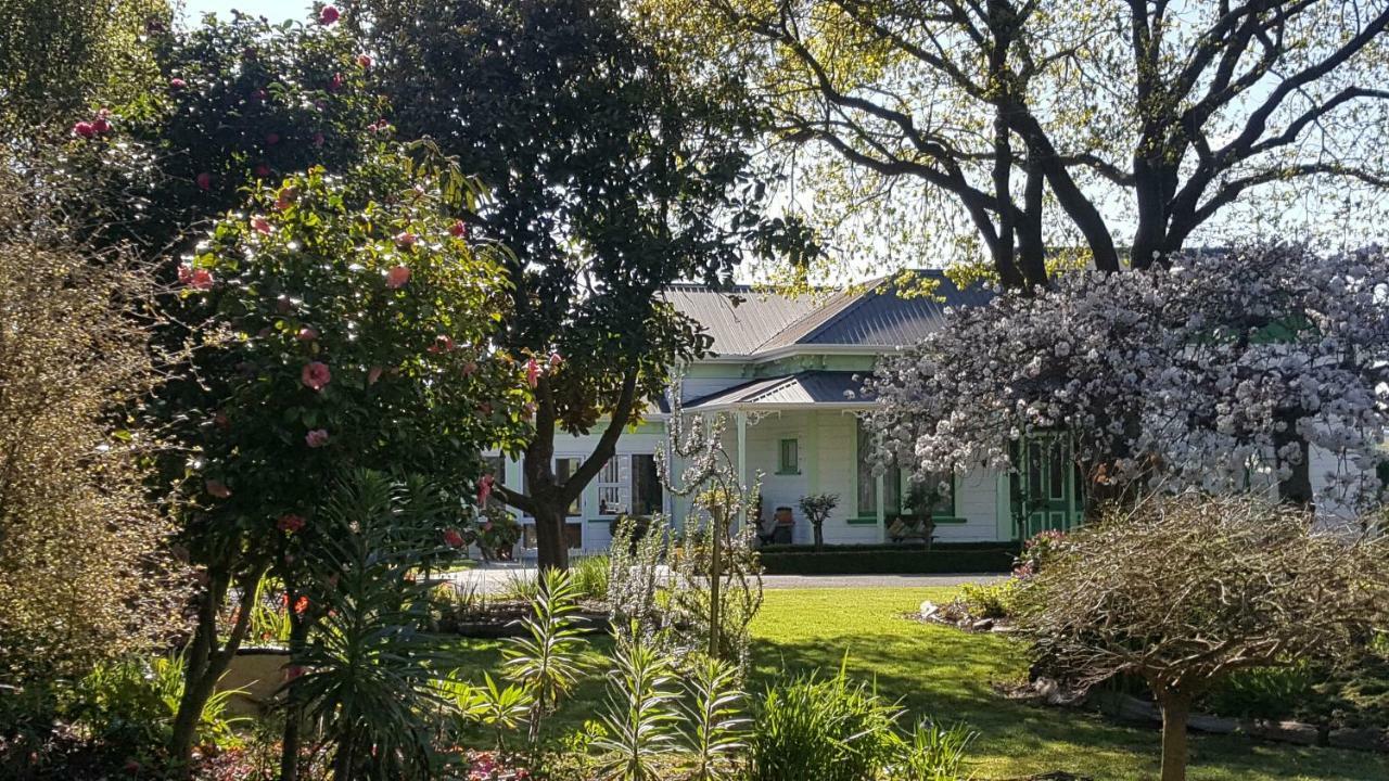 HalcombeThyme Out Estate住宿加早餐旅馆 外观 照片